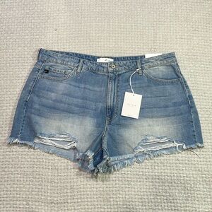 NWT’s KanCan Denim Jean Shorts Frayed Hem High Rise Size 3XL
